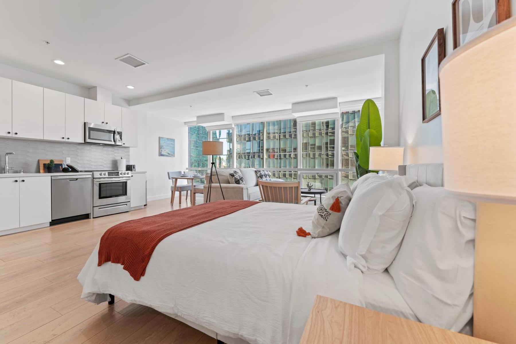 Stylish La Prime Location In Wilshire Blvd Apartamento Los Ángeles